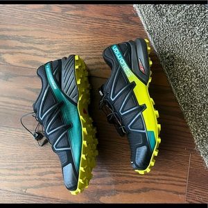 NWOT Salomon speed cross trail shoes